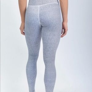 Zyia leggings